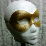 gold_rounded_domino